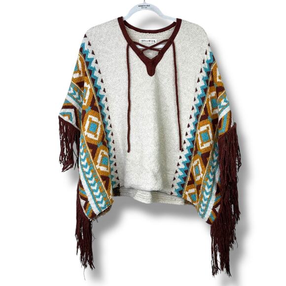Idyllwind Miranda Lambert Southwestern Oatmeal Aztec Fringe Bootcut Knit Poncho - Picture 2 of 7